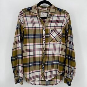 A&F Abercrombie & Fitch Women’s Buttoned Shirt Olive Blue Plaid S